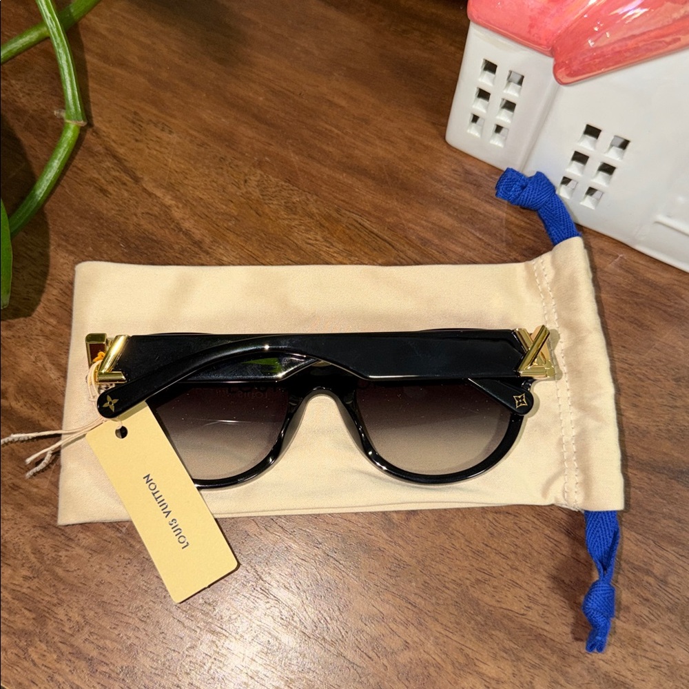 Louis Vuitton  LV GO-14 round sunglasses - Picture 9 of 12